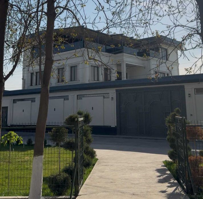 Срочно продаётся евро дом в Яшнабадском р-н, на круге Рохат, 6.8 соток