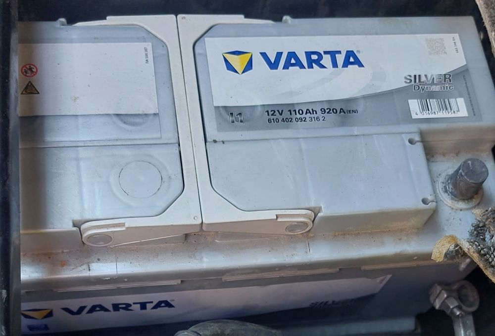 Vând baterii auto AGM de 110 Ah, 100 Ah , 95 Ah, 92 Ah