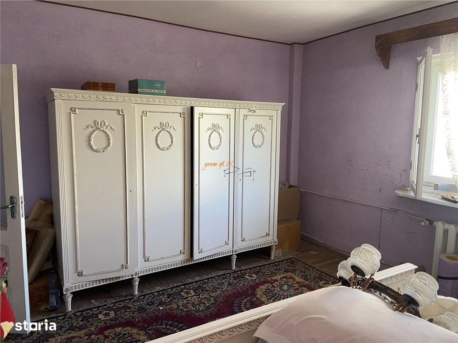 Apartament 3 camere , zona centrala -Sala Polivalenta, 80 mp , liber