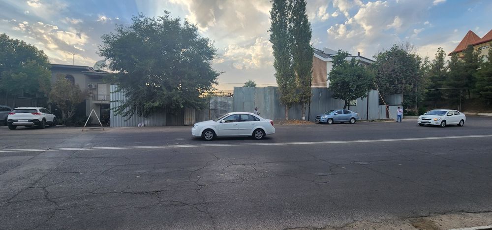 Продаётся участок 13 сотих
Есть документы на Гостиницы (Разрешения, АП