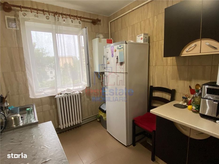 Apartament 3 camere - Cantemir — fotografia 1