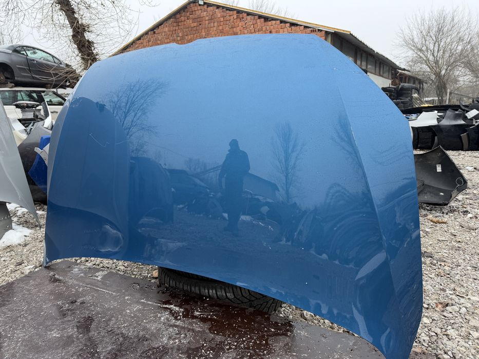 Капак VW Touran