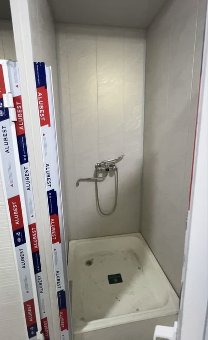 Konteyner tualet dush