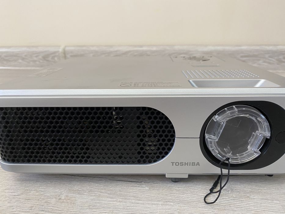 Проектор Toshiba