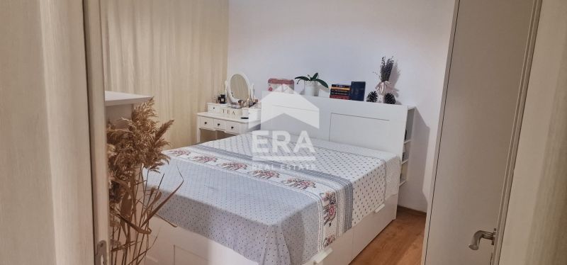 Ексклузивна триетажна обзаведена къща за продажба, район "Аспарухово",