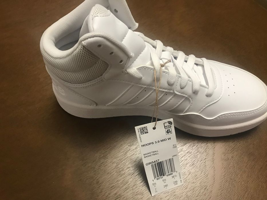 Дамски маратонки Adidas Hoops 3.0 Mid от САЩ, размер US7/38