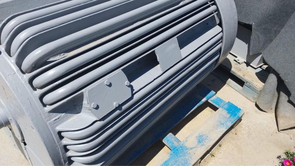 Электродвигатель