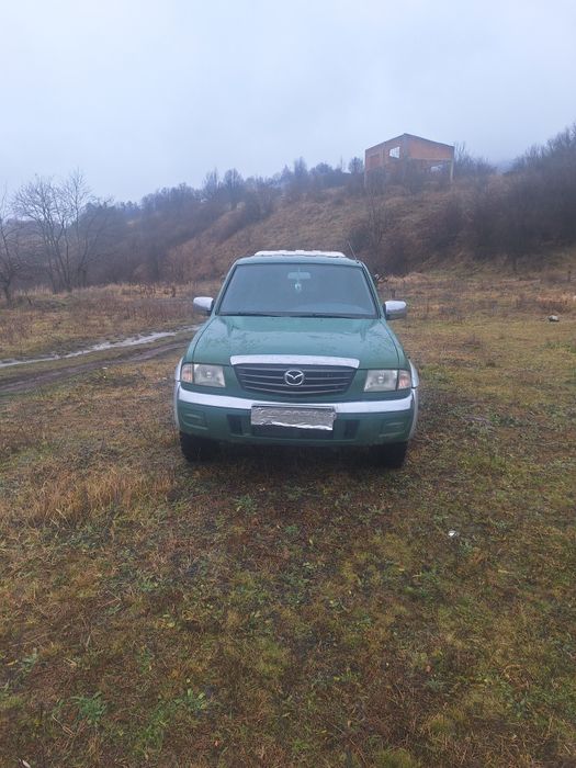 Vand Mazda b 2500 radiata