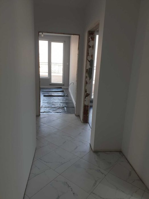 Продава се Тристаен апартамент в Пловдив, Южен - 112 кв.м за 1179 €/кв.м - Снимка #7