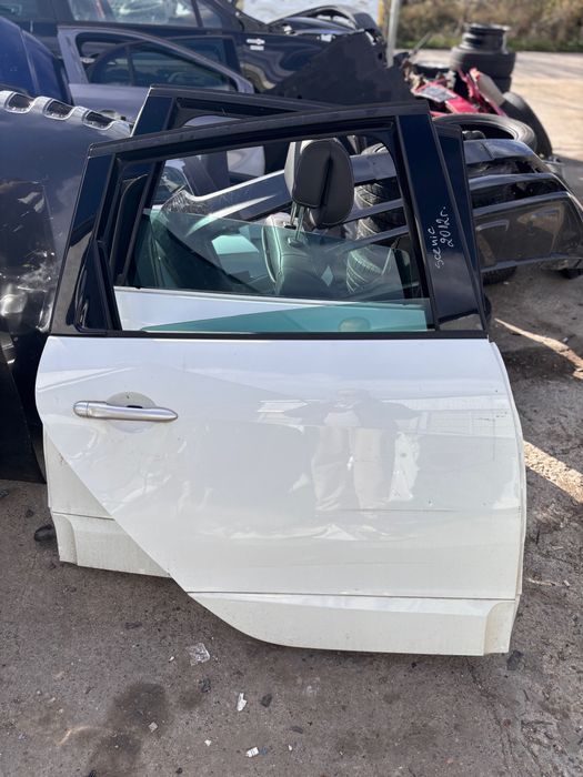 Врати Renault Scenic 3 • 2009–2016 3бр.