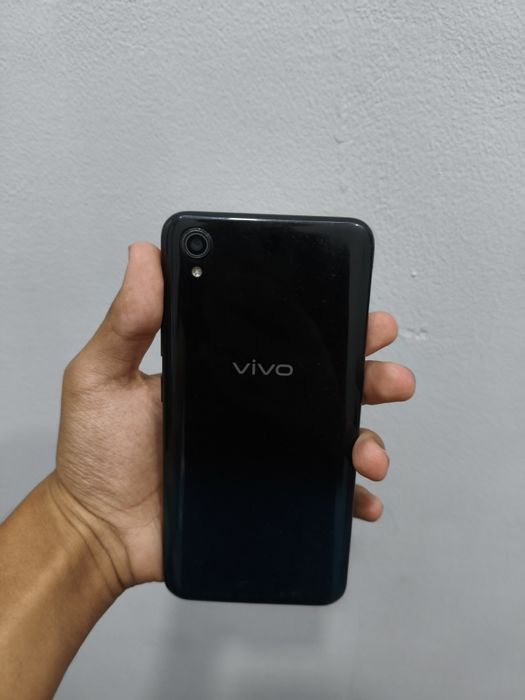 Telefon vivo y 1 s, 2/32 gb