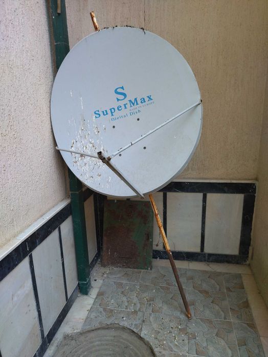 Параболическая антенна