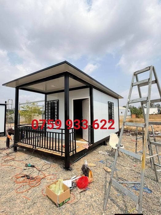 Containere modulare din structură metalică