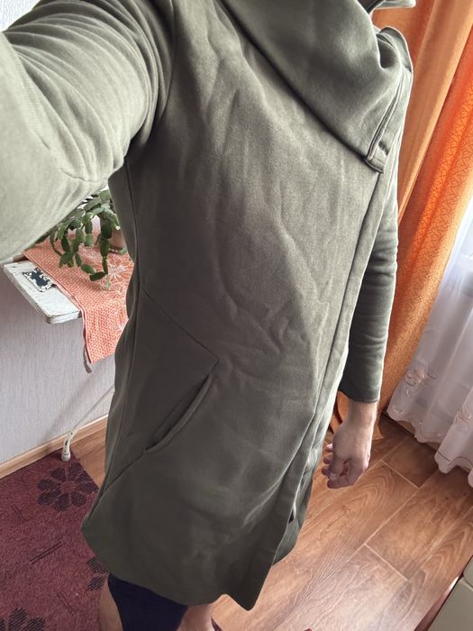 Продам мантию цвет хаки.