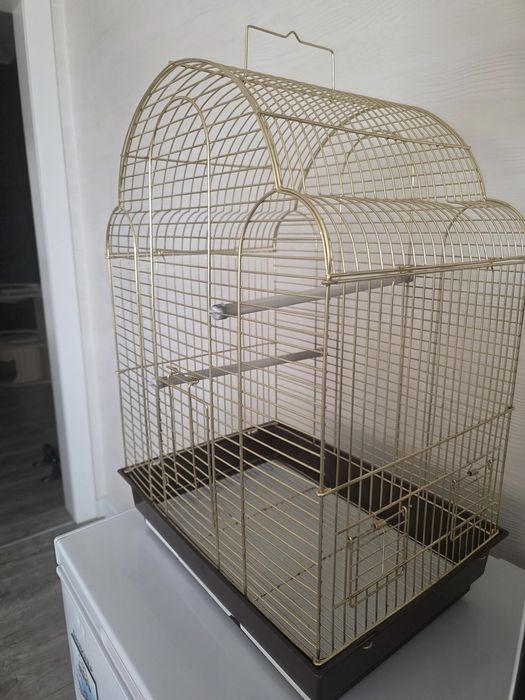 Продам клетку для попугая