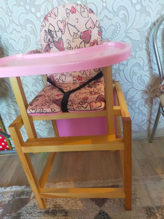 Продам срочно детский стульчик