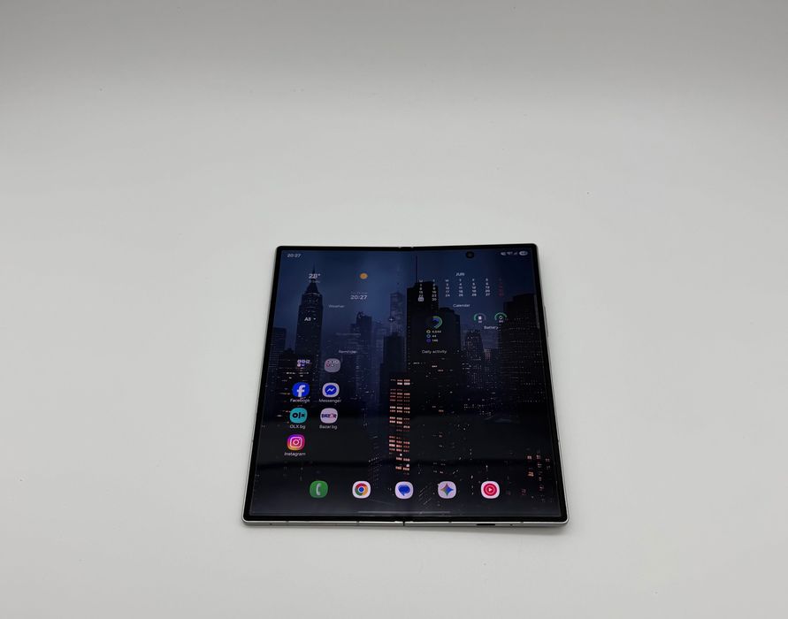 Samsung Galaxy Z Fold 7 512 GB Silver Shadow |Като нов | 14м. Гаранция