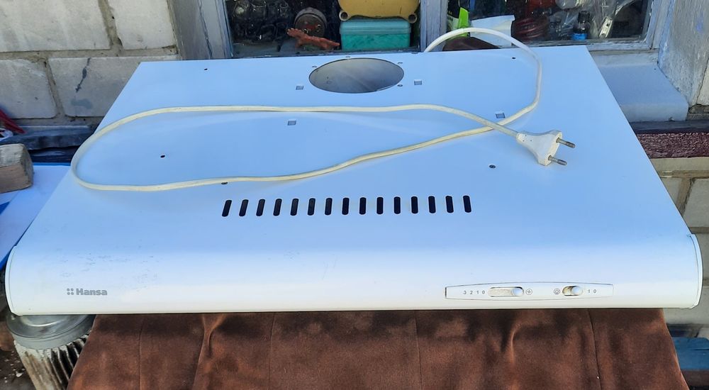 Вытяжка Ханса ..продам