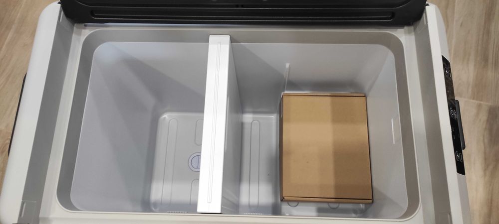 Нов! Компресорен хладилник с фризер VEVOR. Реални снимки.