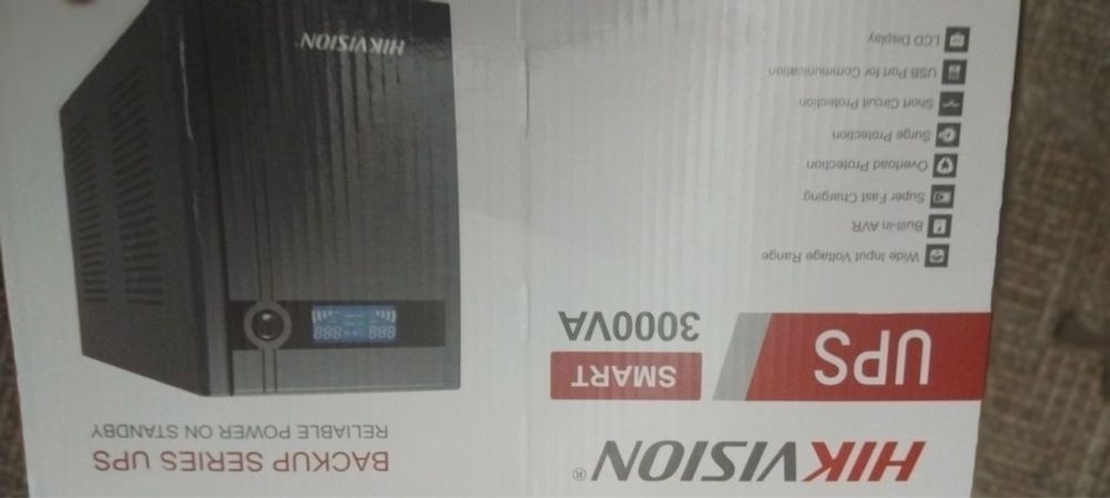 Hikvision Smart 3000VA (модель DS-UPS3000).