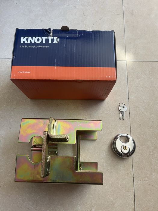 Кутия за лапа ремарке + теглич KNOT