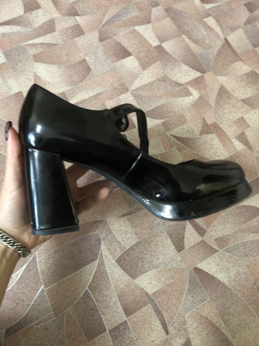 продаю платье и туфли