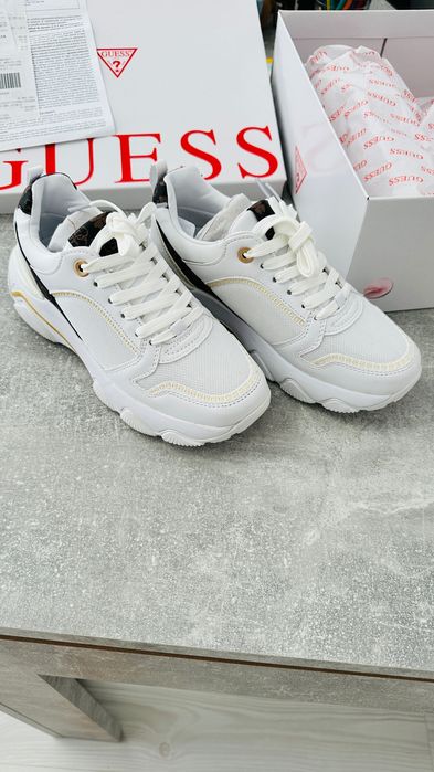 Adidași Guess noi cu chitanță, mărimea 37.