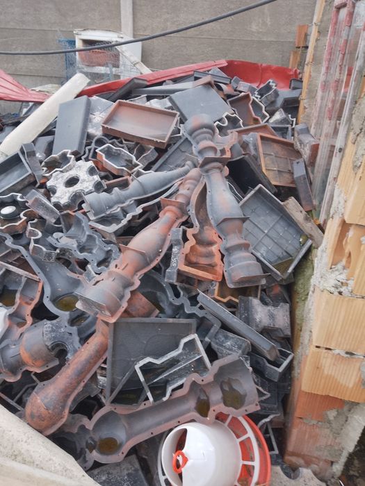 Forme pavazi și stilpi de gard