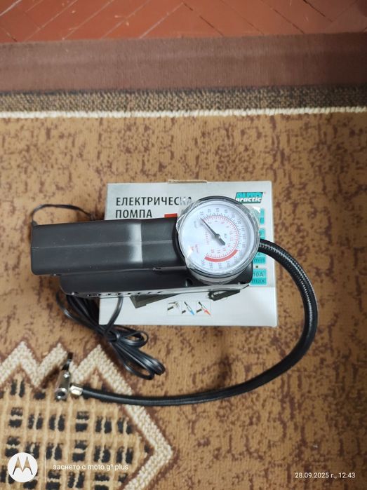 Продавам компресор за гуми