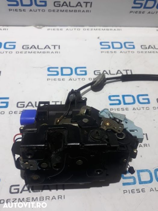 Incuietoare / Broasca / Iala Dreapta Spate Volkswagen Touran 2003 - 2015 COD : 7L0 839 016 / 7L0839016
