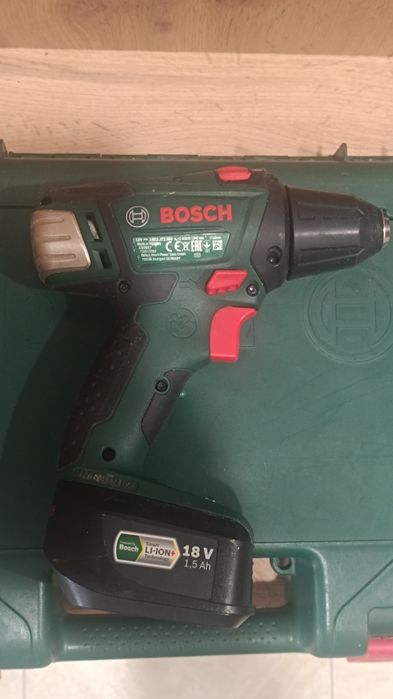 Винтоверт Bosch зелена серия