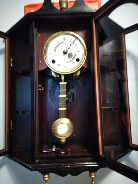 Ceas cu pendul REGULATOR AUSTRIA cu doua sertare