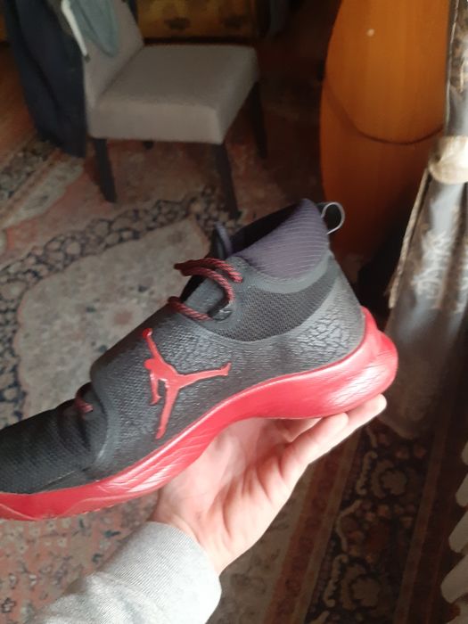 Papuci Jordan de vanzare