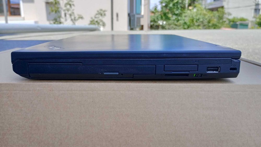 Lenovo ThinkPad T430 - Intel Core i5-3320M 2.60GHz 8GB RAM, 256GB SSD