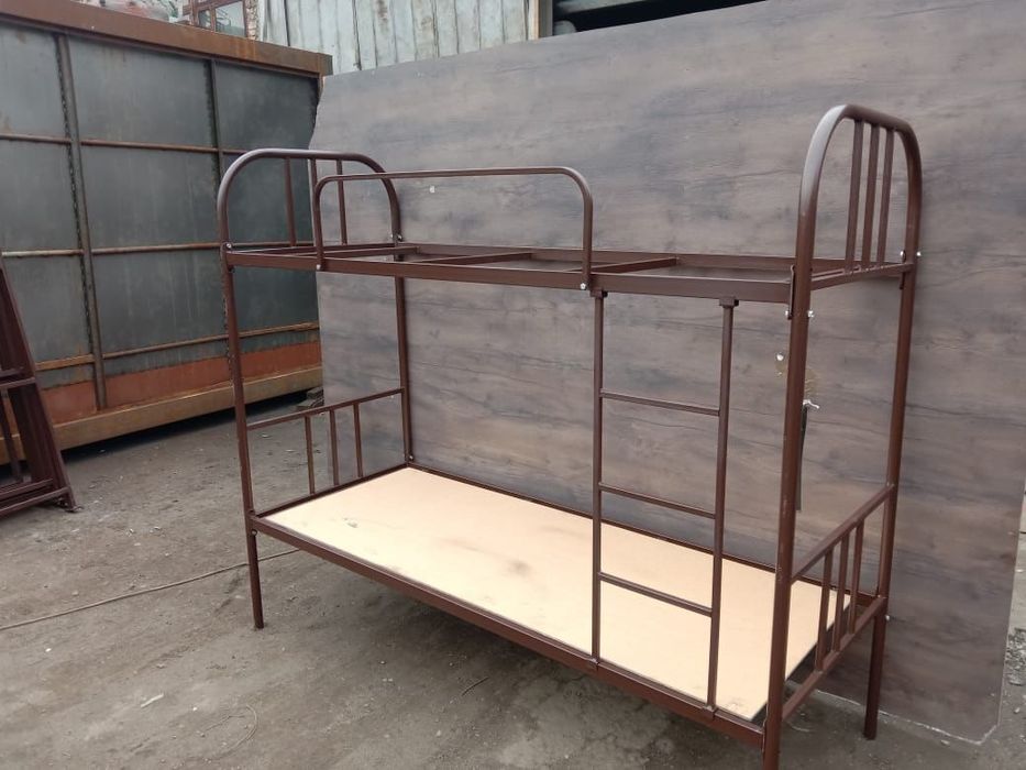 Одноярусная и двухярусная кровать