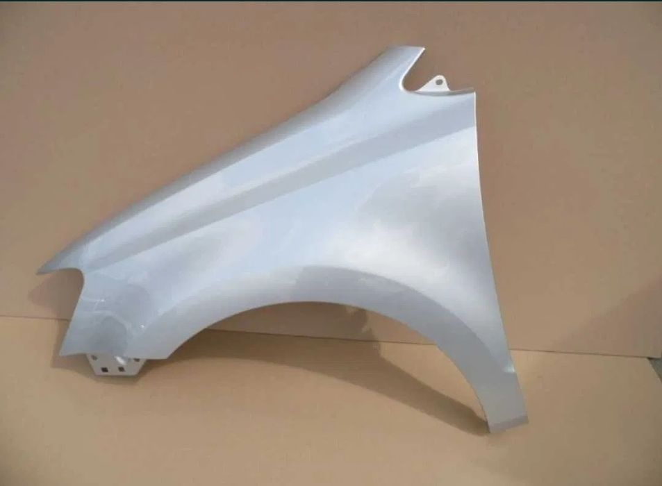 Aripa stanga fata NOUA vopsita gri argintiu LA7W VW Polo 9R 2009 -2014