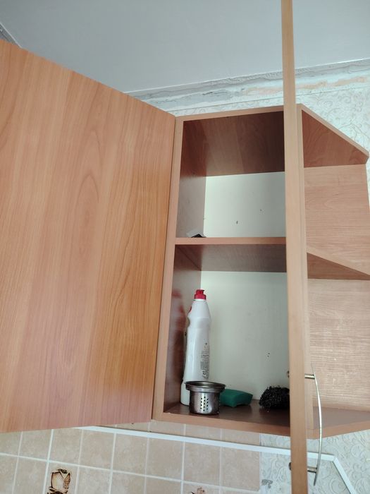 Продам кухонный гарнитур бу