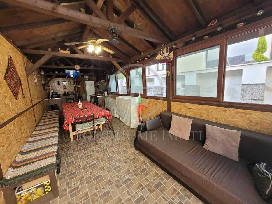 Продава се Етаж от къща в Карлово - 220 кв.м за 1000 €/кв.м - Снимка #22