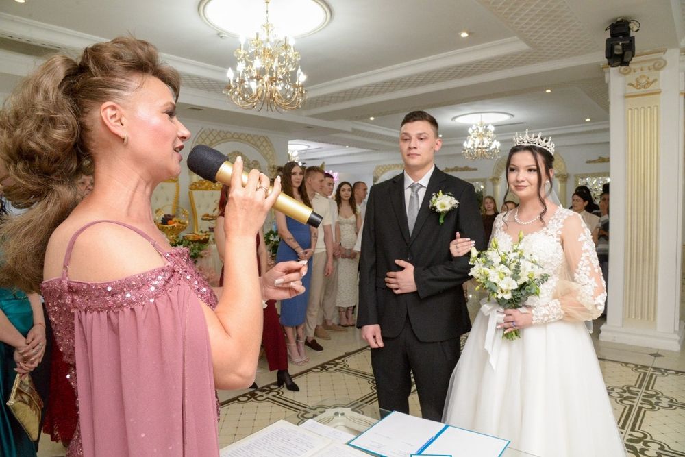 Ведущая тамада Олеся