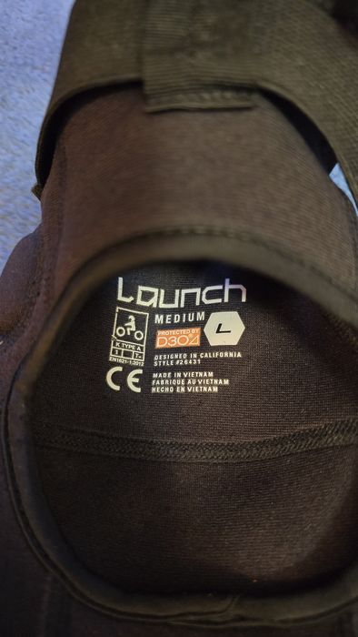 Genunchiere si cotiere Fox Launch D30 pentru bicicleta, mtb marime M