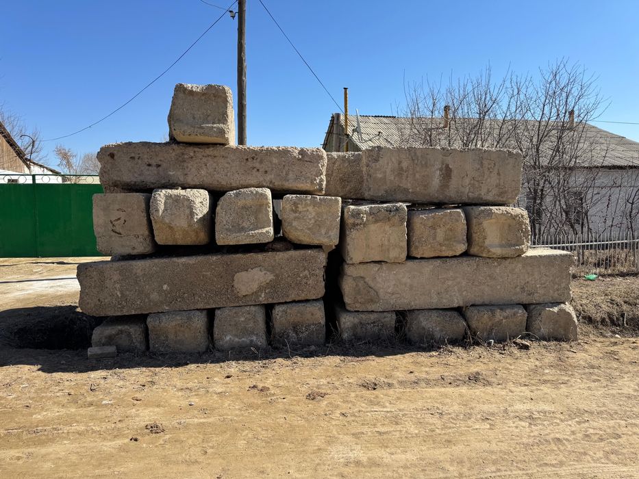 Прожаются бетонные блоки