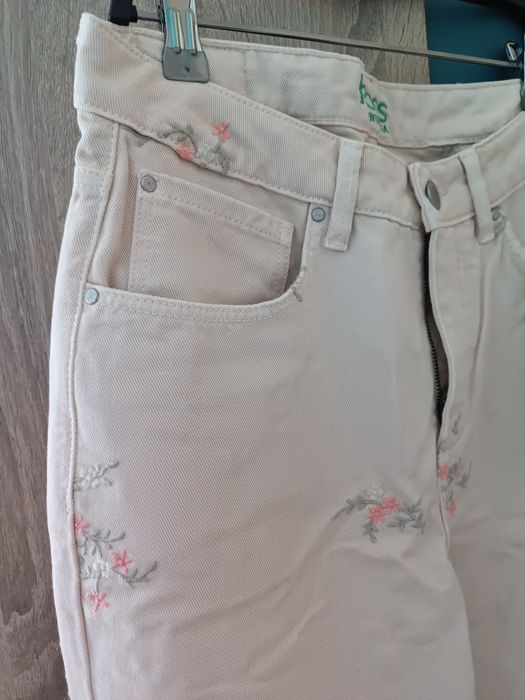 Дамски дънки  р-р 38