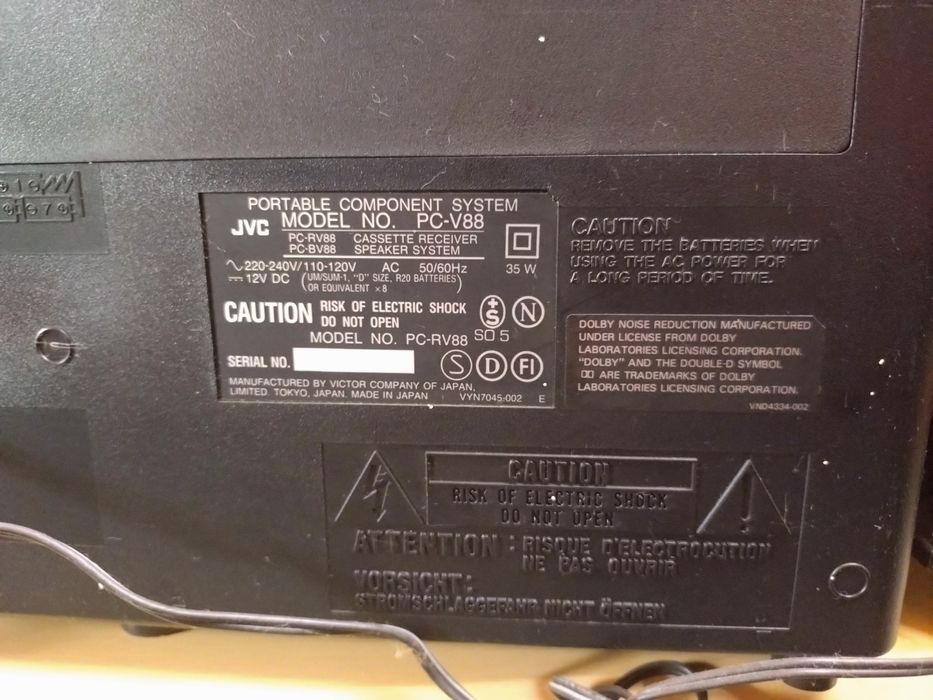 Dublu radiocasetofon JVC PC-V88