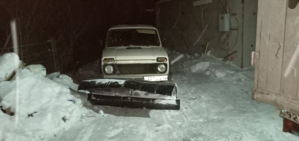 Отвал на ниву для очистки снега