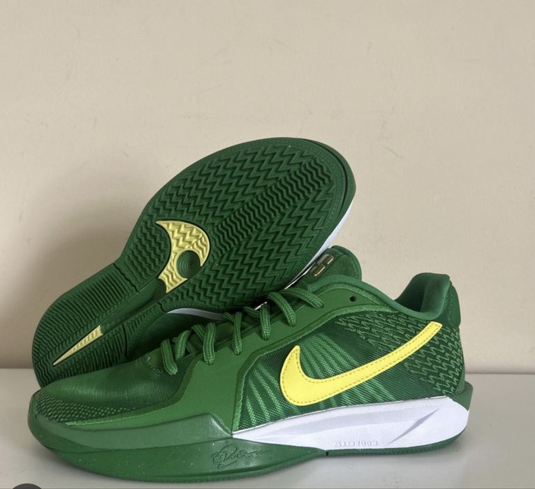 Nike sabrina 2 green