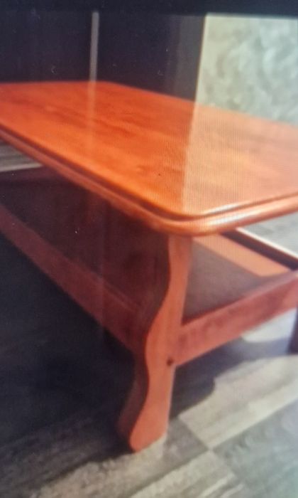 Продам журнальный стол