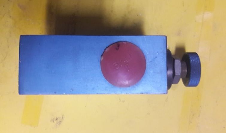 Контролен клапан / Кран клапа ф 100 / Хидравличен автомат за врата /