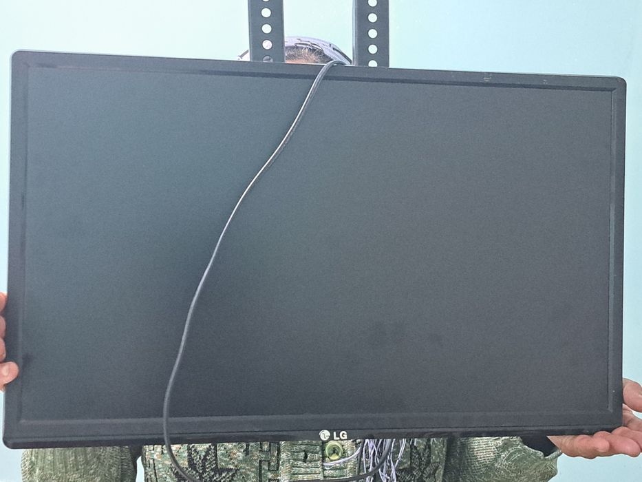 Продаётся два телевизора