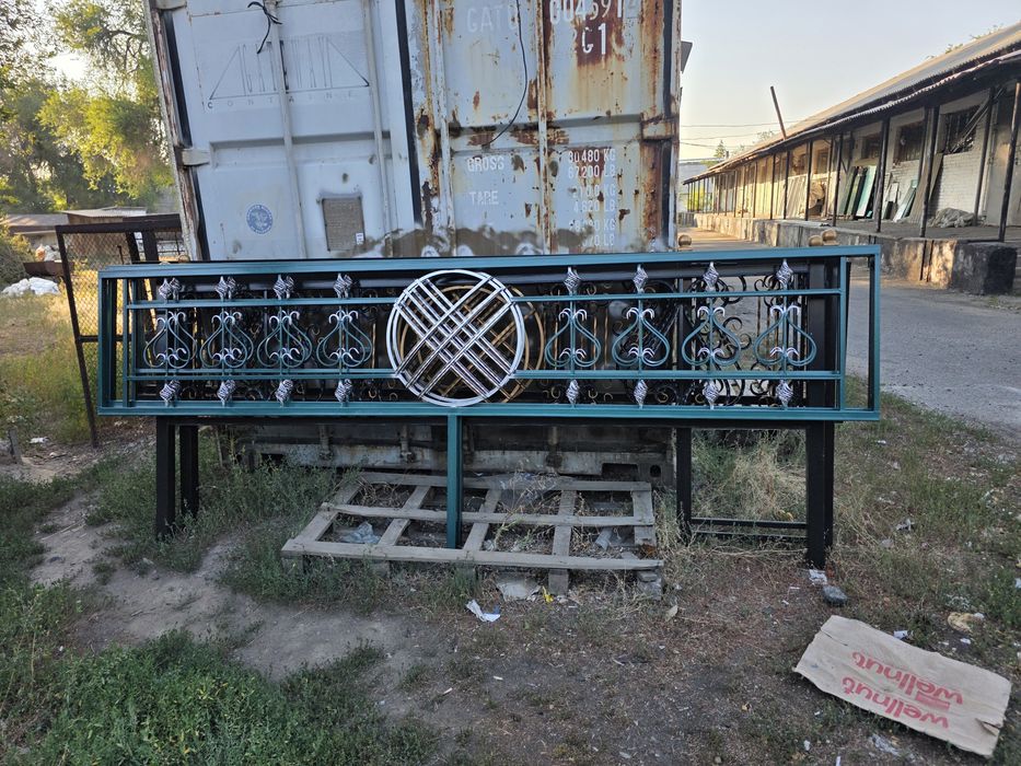 Памятники, Ескерткіштер,Қоршаулар,Решетки,Оградки