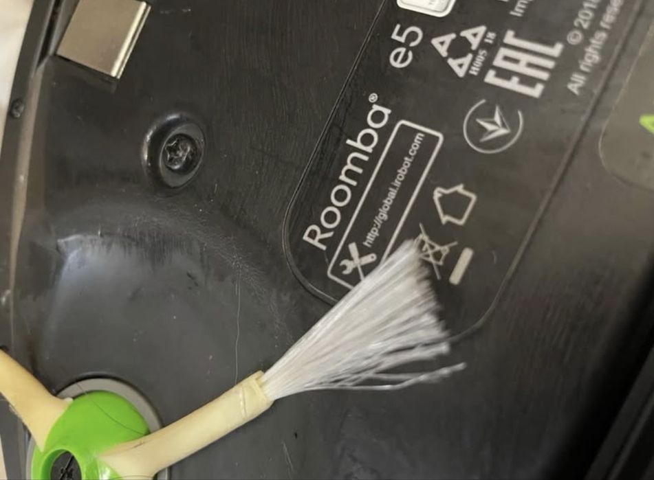 Прахосмукачка робот iRobot Roomba E5 Black